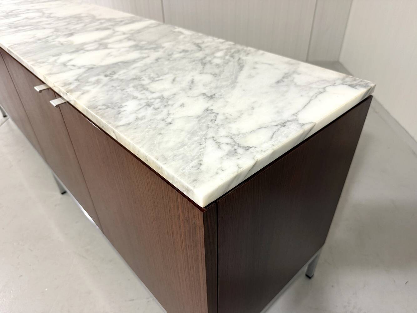 Florence Knoll palissander sideboard marble top 1960’s