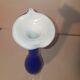 Joli vase en forme d' arum