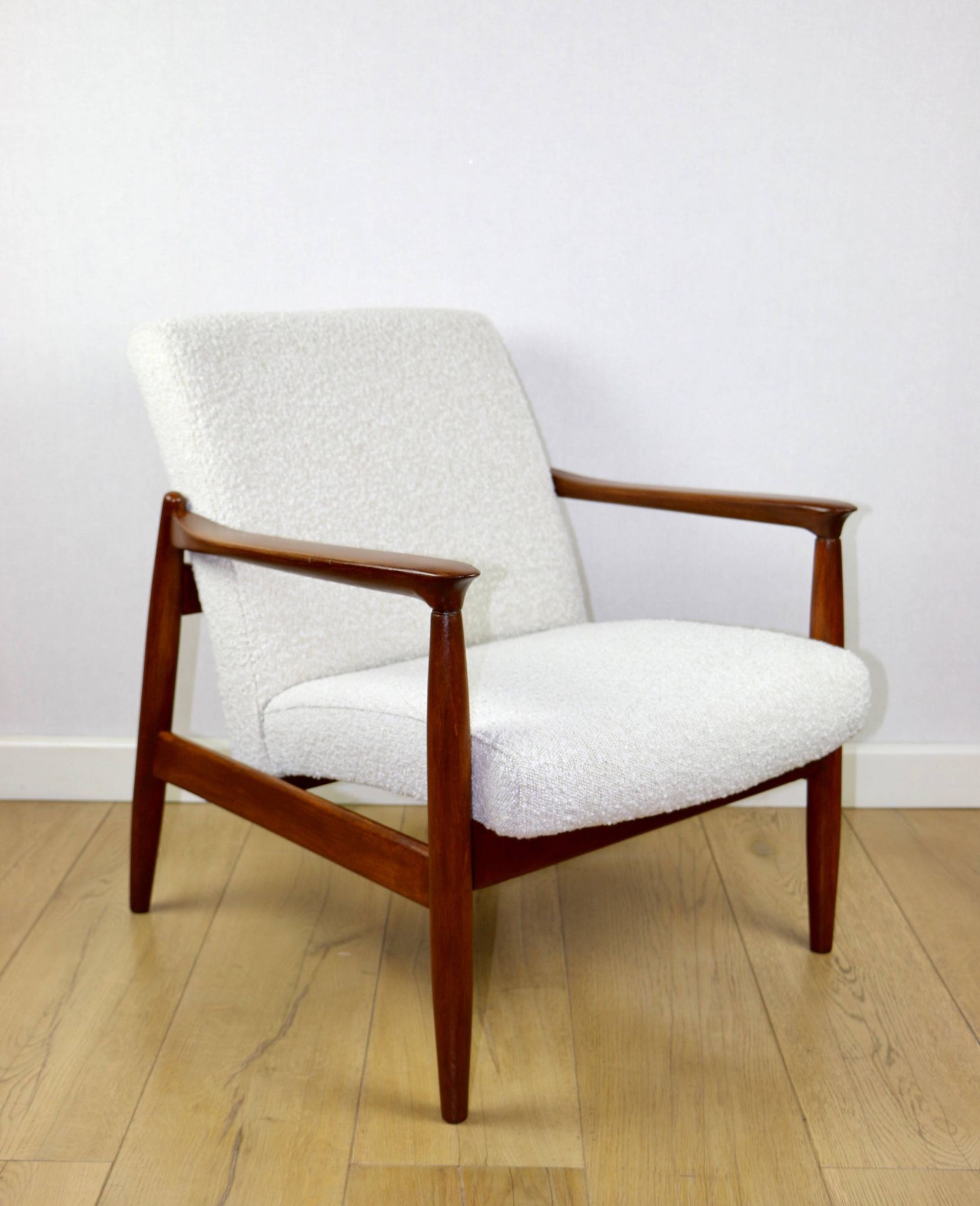 GFM-64 Brown Armchair in White Ivory Bouclé attributed to Edmund Homa, 1970s