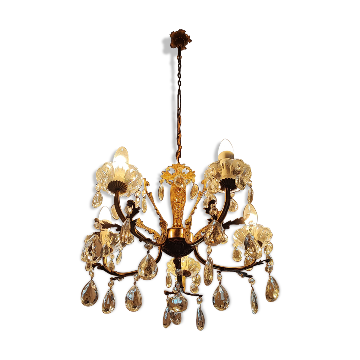Bronze chandelier with 5-burner tassels