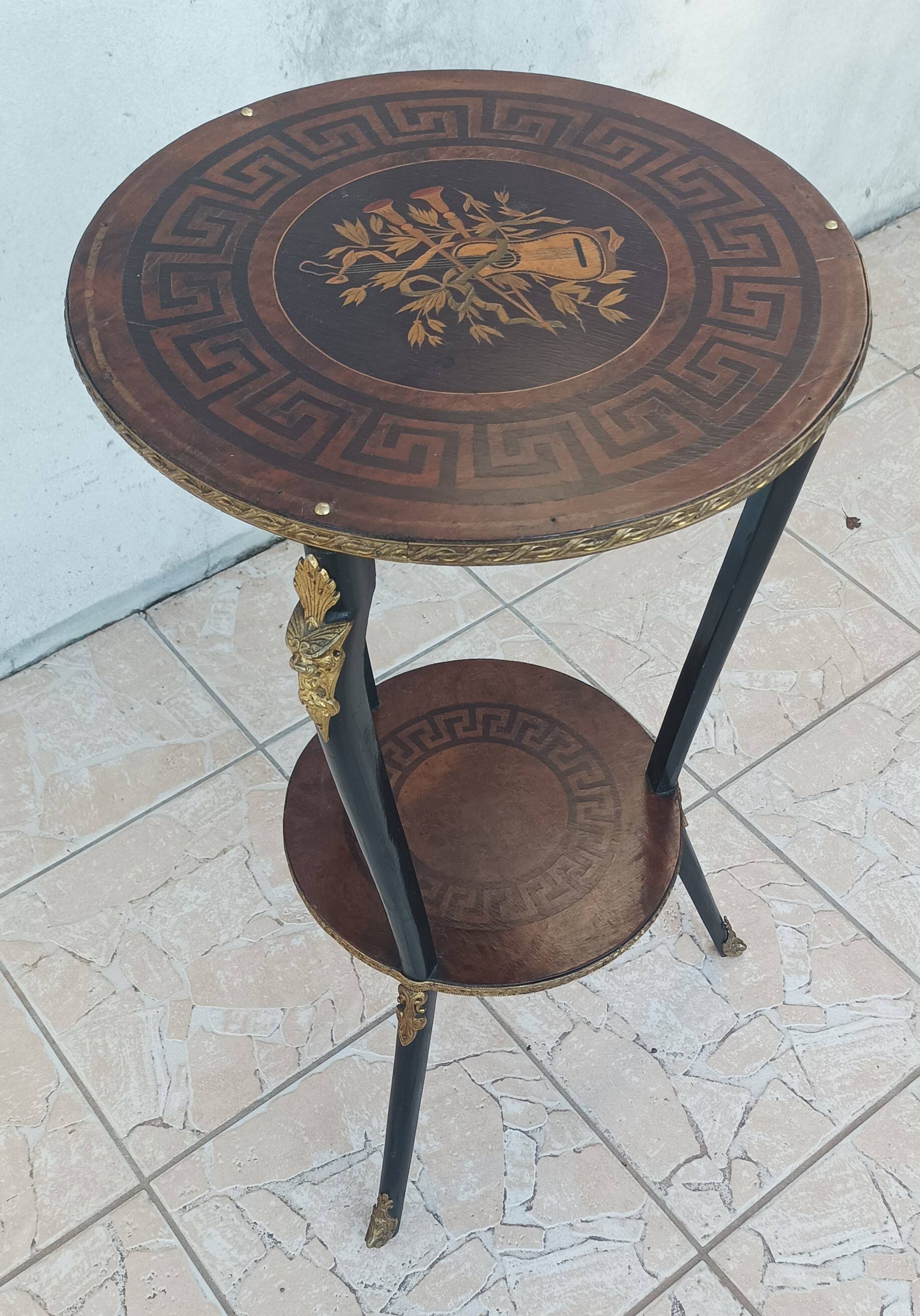 Napoleon III saddle in precious wood marquetry