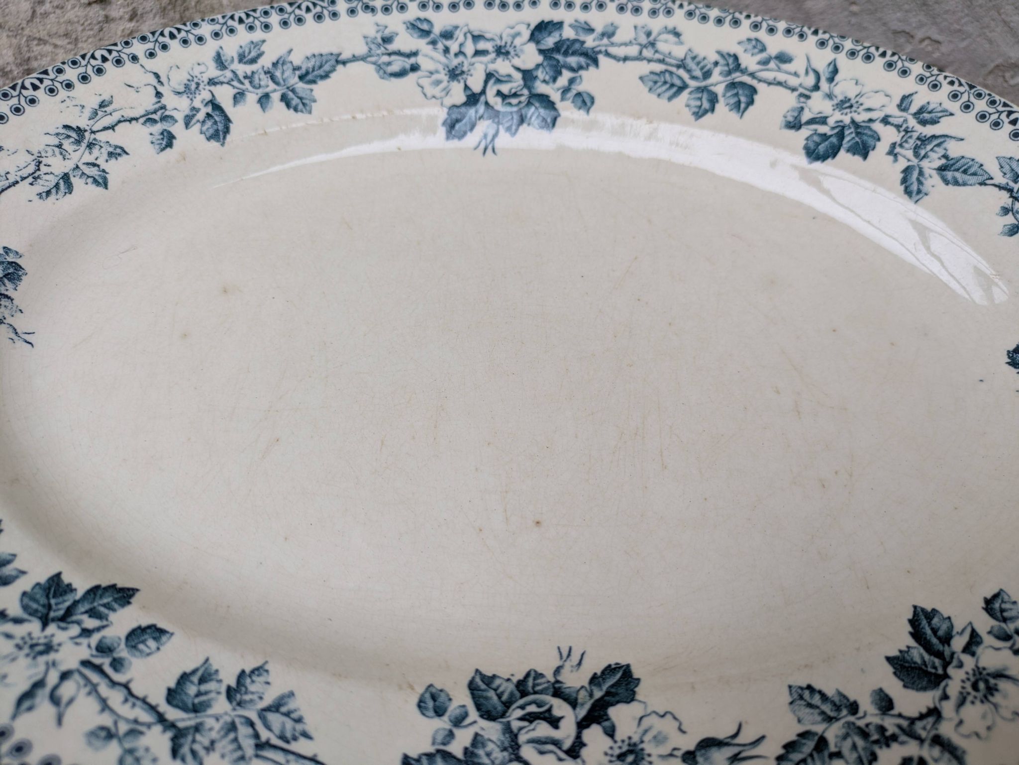 Ancien plat de service ovale terre de fer Debray service Guadeloupe