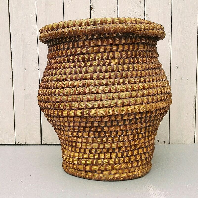 Pan box basket bramble and straw popular art