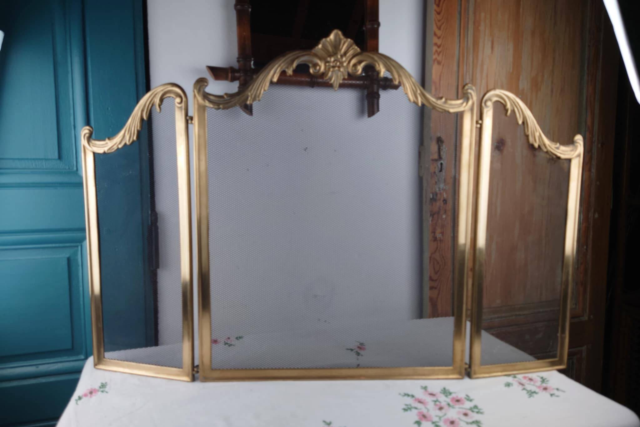 Antique Brass Fire Screen, Louis XV Style, L 83 cm / H 55 cm