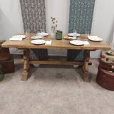 Farm table