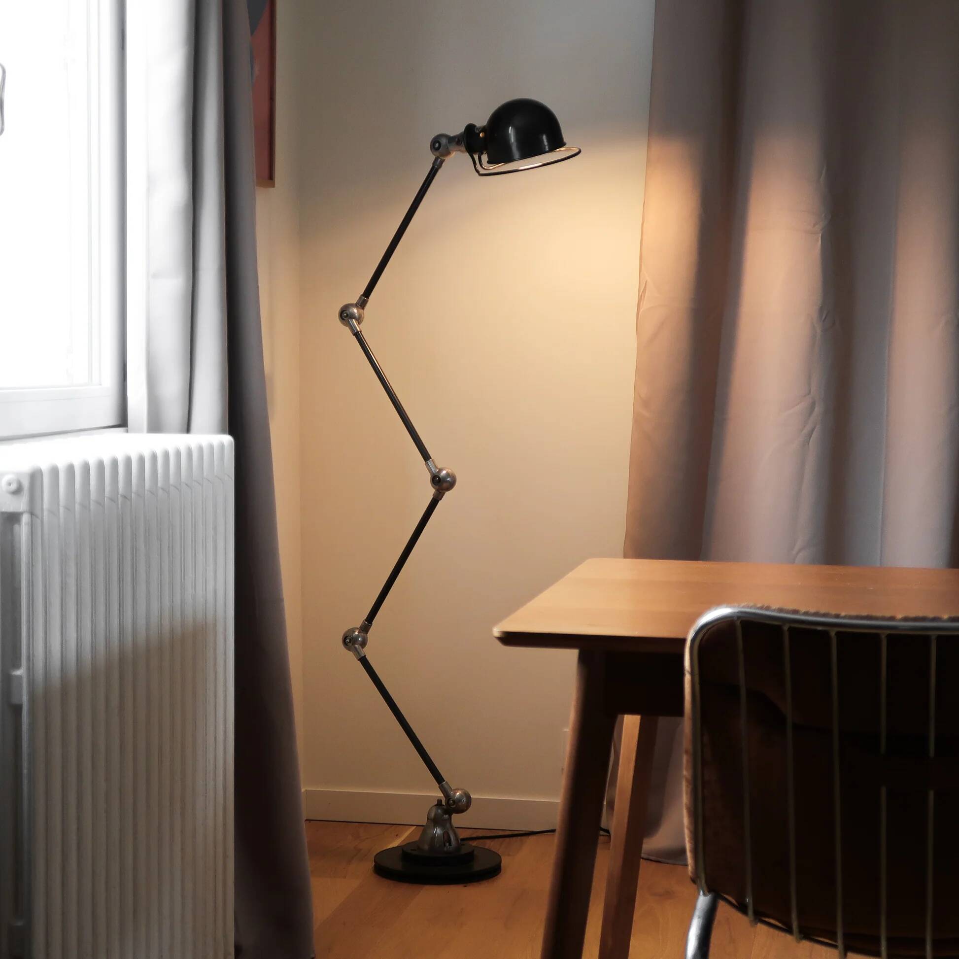 Jieldé floor lamp with 4 arms