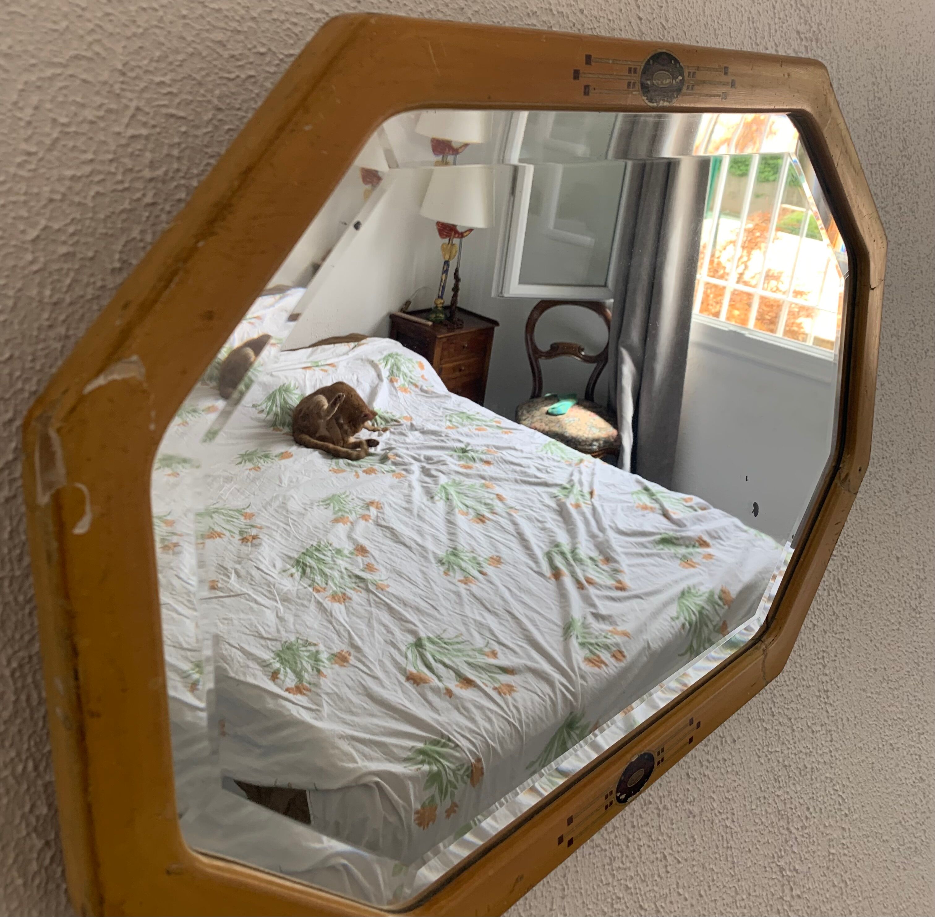 Vintage 1930s Art Deco bevelled octagonal mirror, wood and stucco - 66 x 45 cm