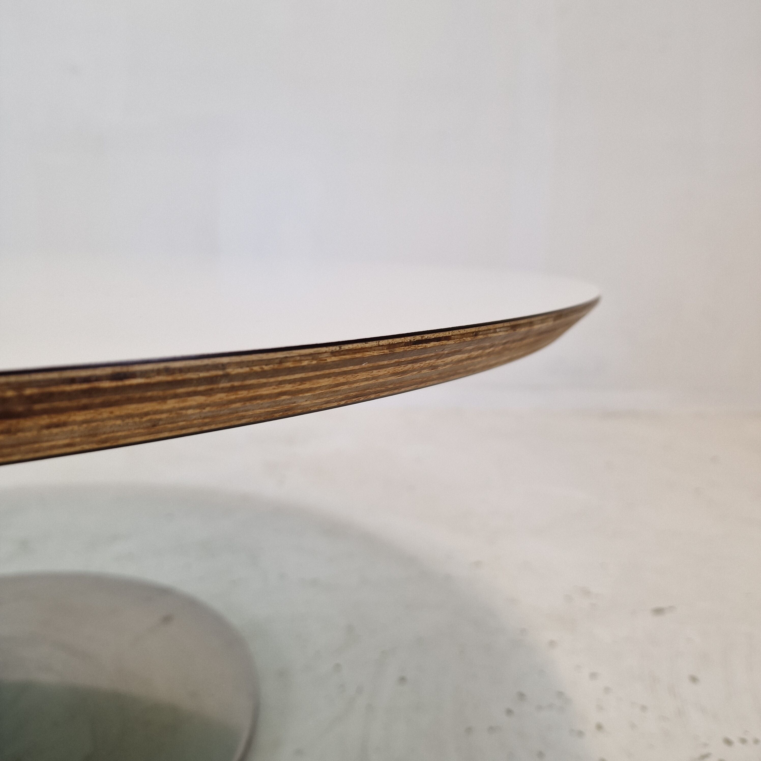 Circle coffee table by Pierre Paulin for Artifort 1960's