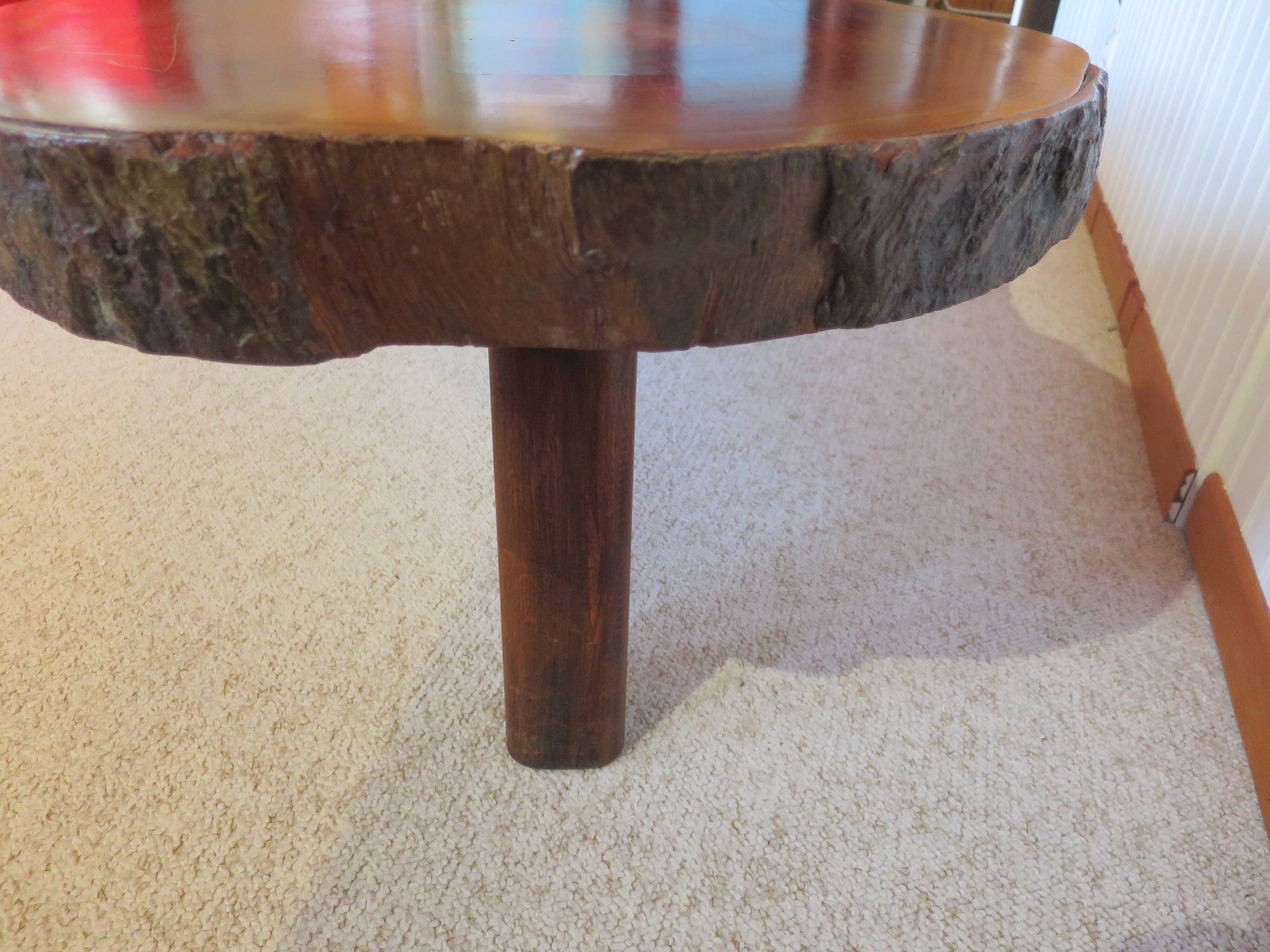 Tripod coffee table - solid okoumé wood - organic shape - brutalist style
