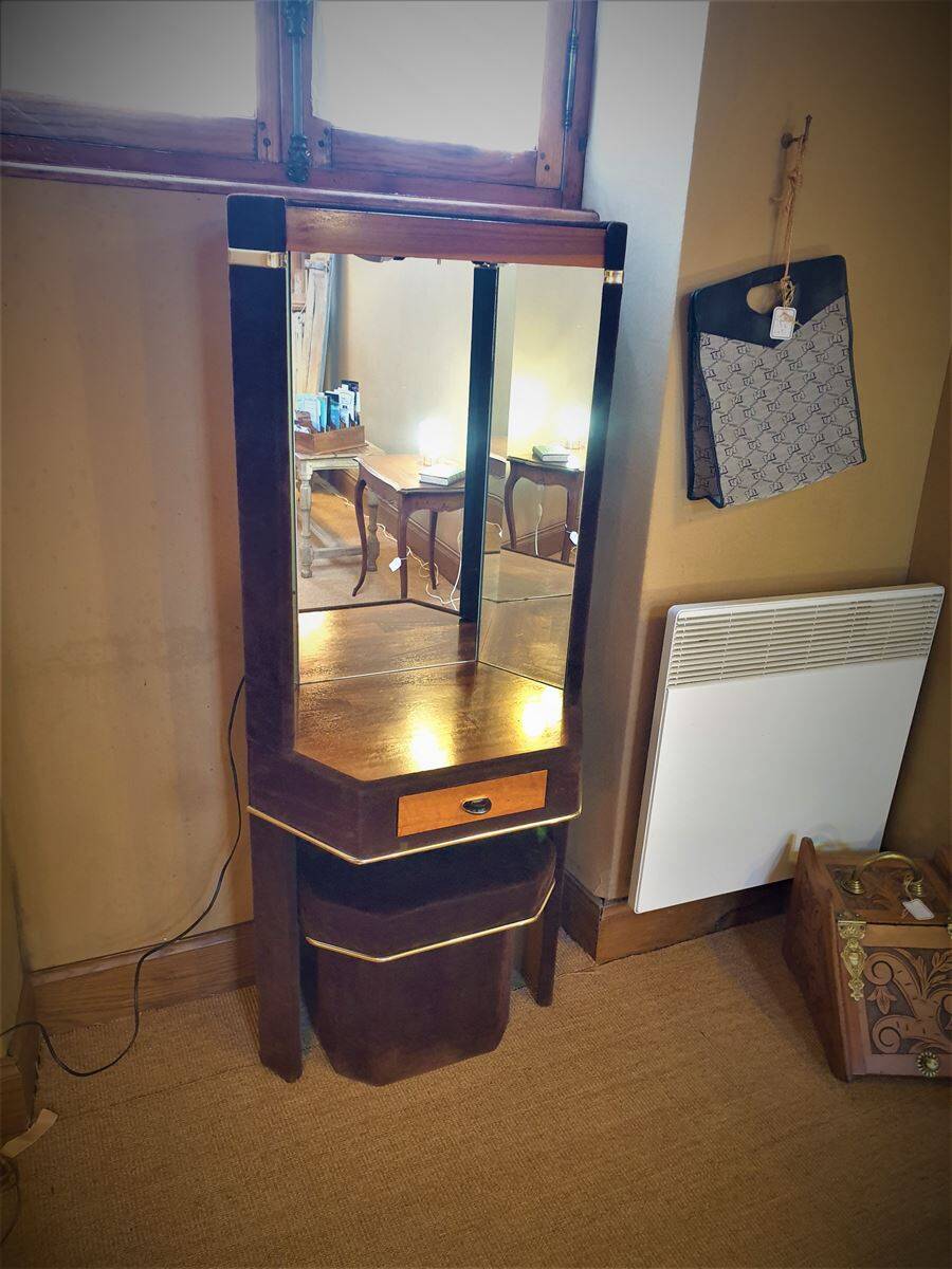 Vintage dressing table