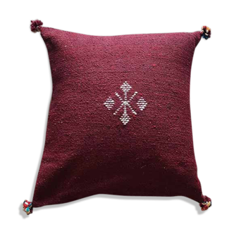 Coussin marocain bordeaux à pompon en coton