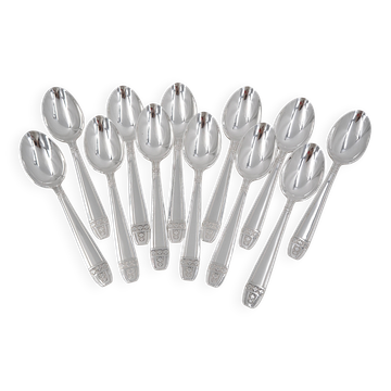 12 dessert spoons Grand Prix model silver-plated 18cm, excellent condition.
