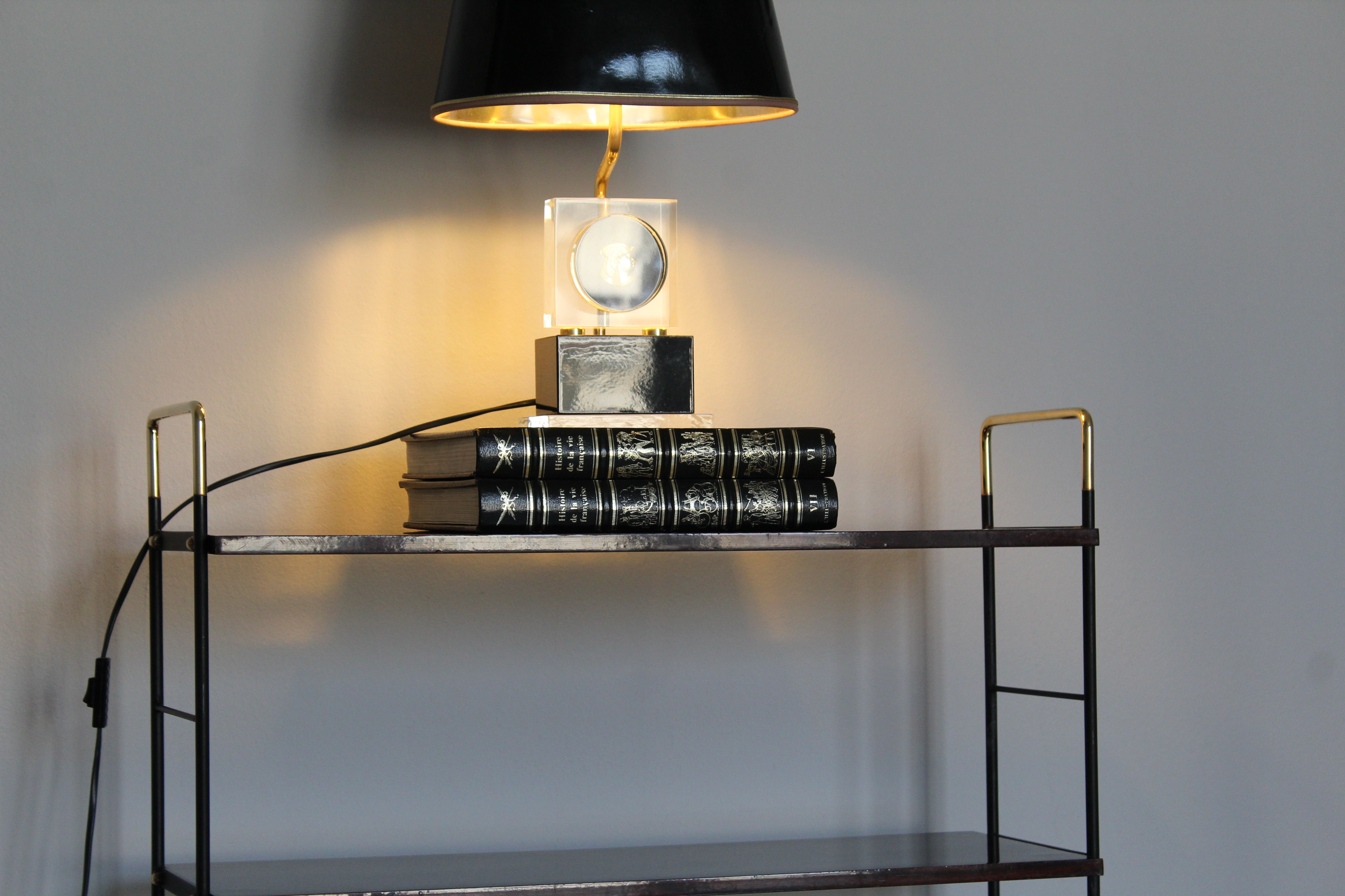 Etager, 1950s Italian bookcase in rosewood, brass and iron