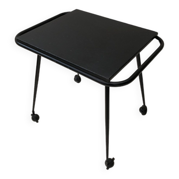 Table noire à roulettes des années 60