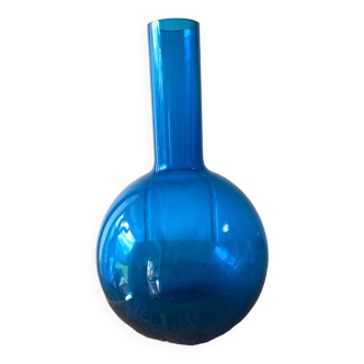 Vase boule en verre soufflé bleu