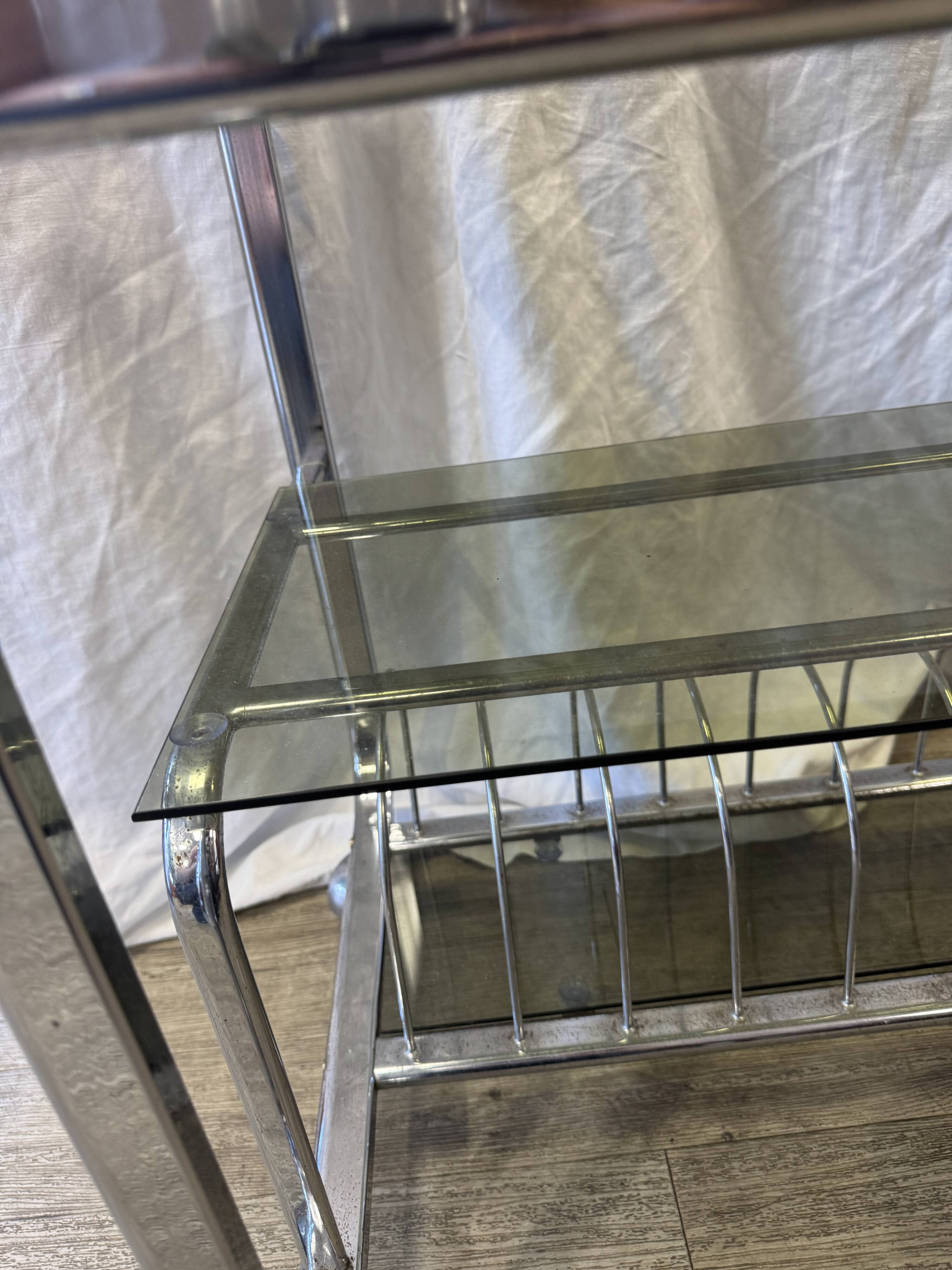 Vintage 70s rolling trolley