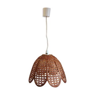 Suspension rotin forme fleur