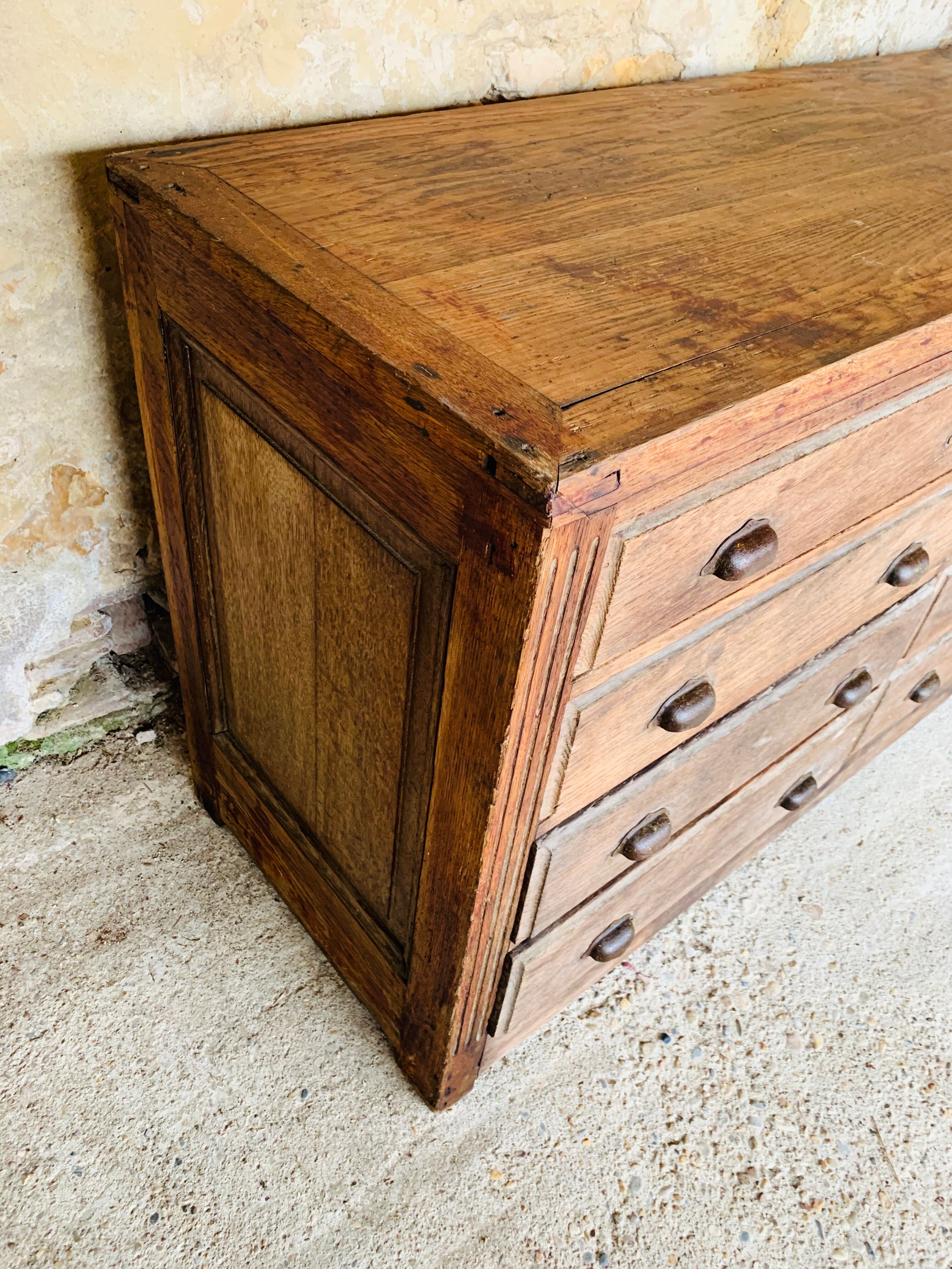 Cabinetmaker's workshop furniture with 12 drawers circa 30's/40's
