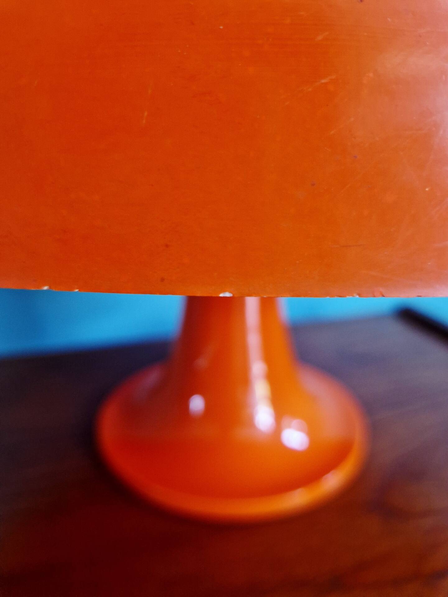 Lampe Nesso, fibre de verre orange, Giancarlo Mattioli, Artemide,1960