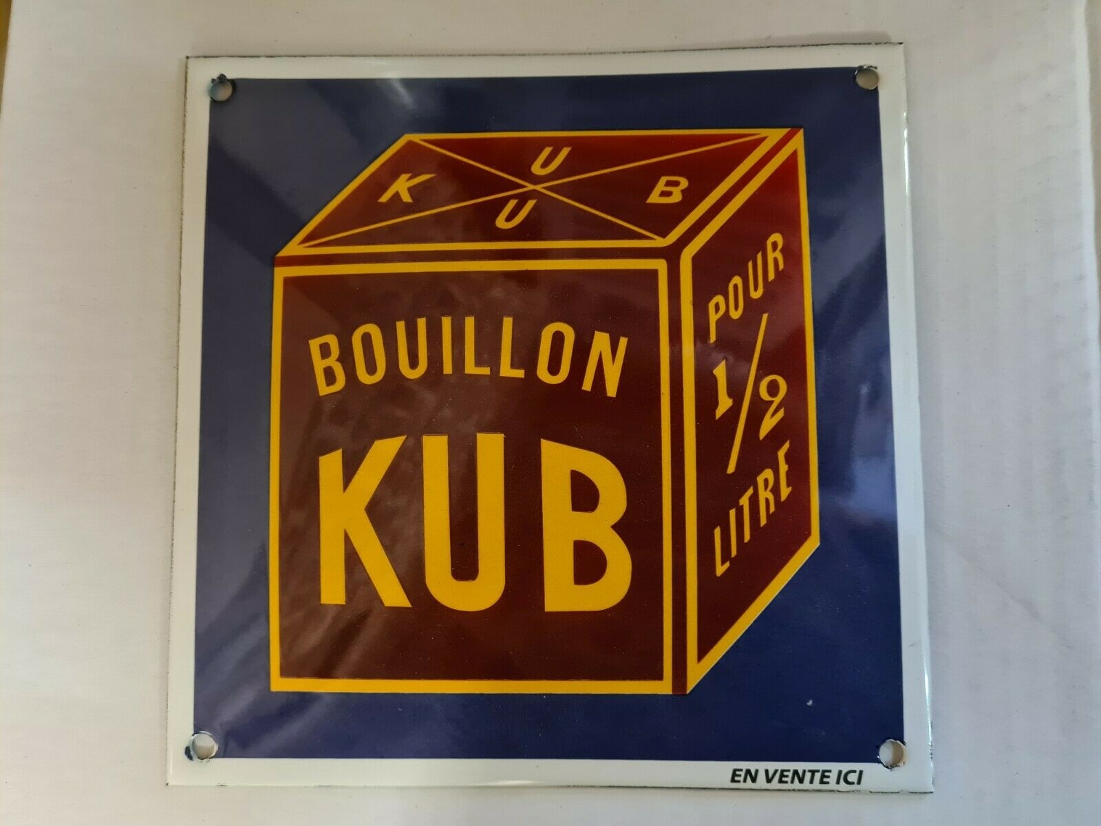 Enamelled plate bouillon kub