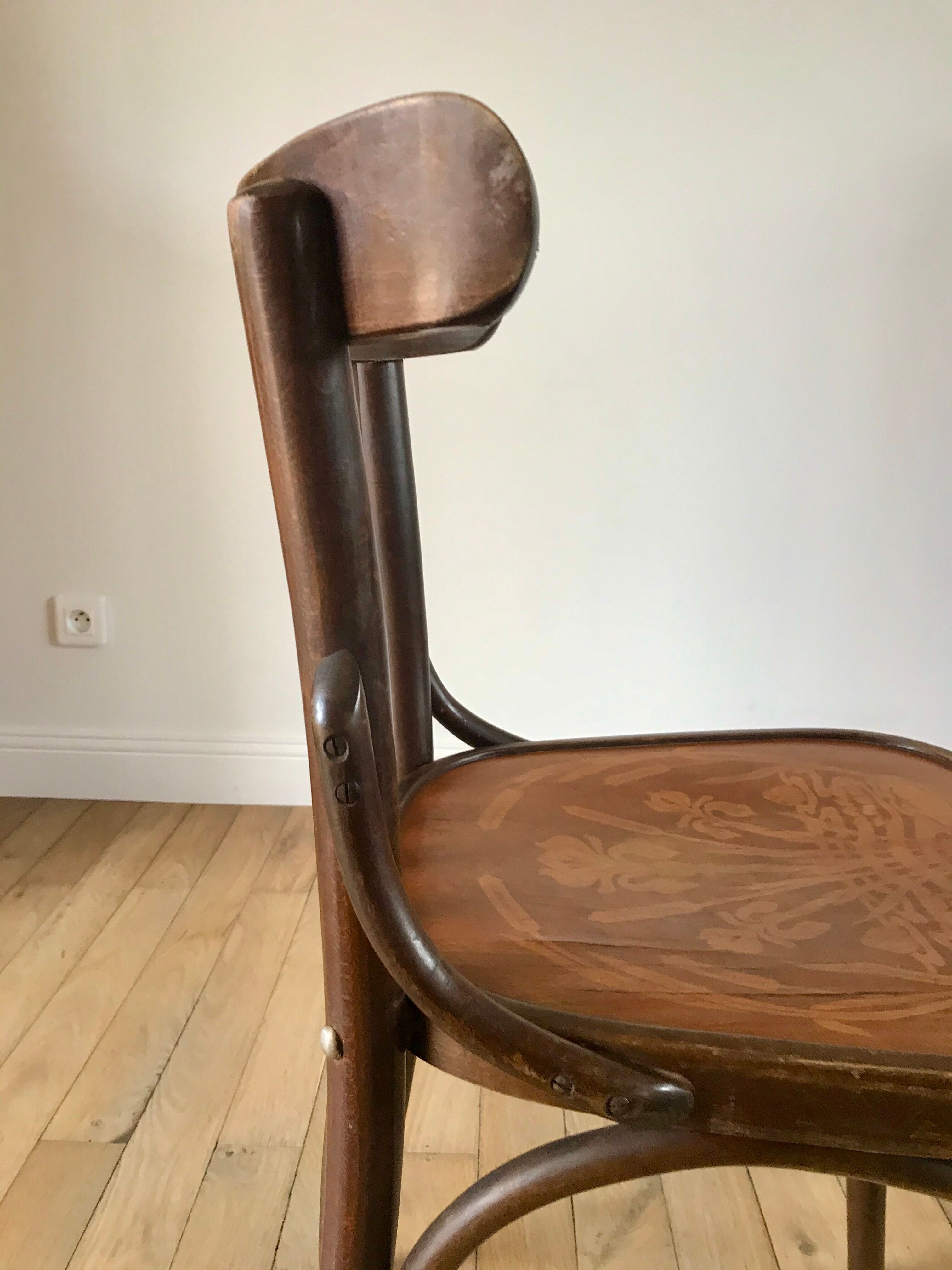 Curved wooden bistro chair 40s 50s