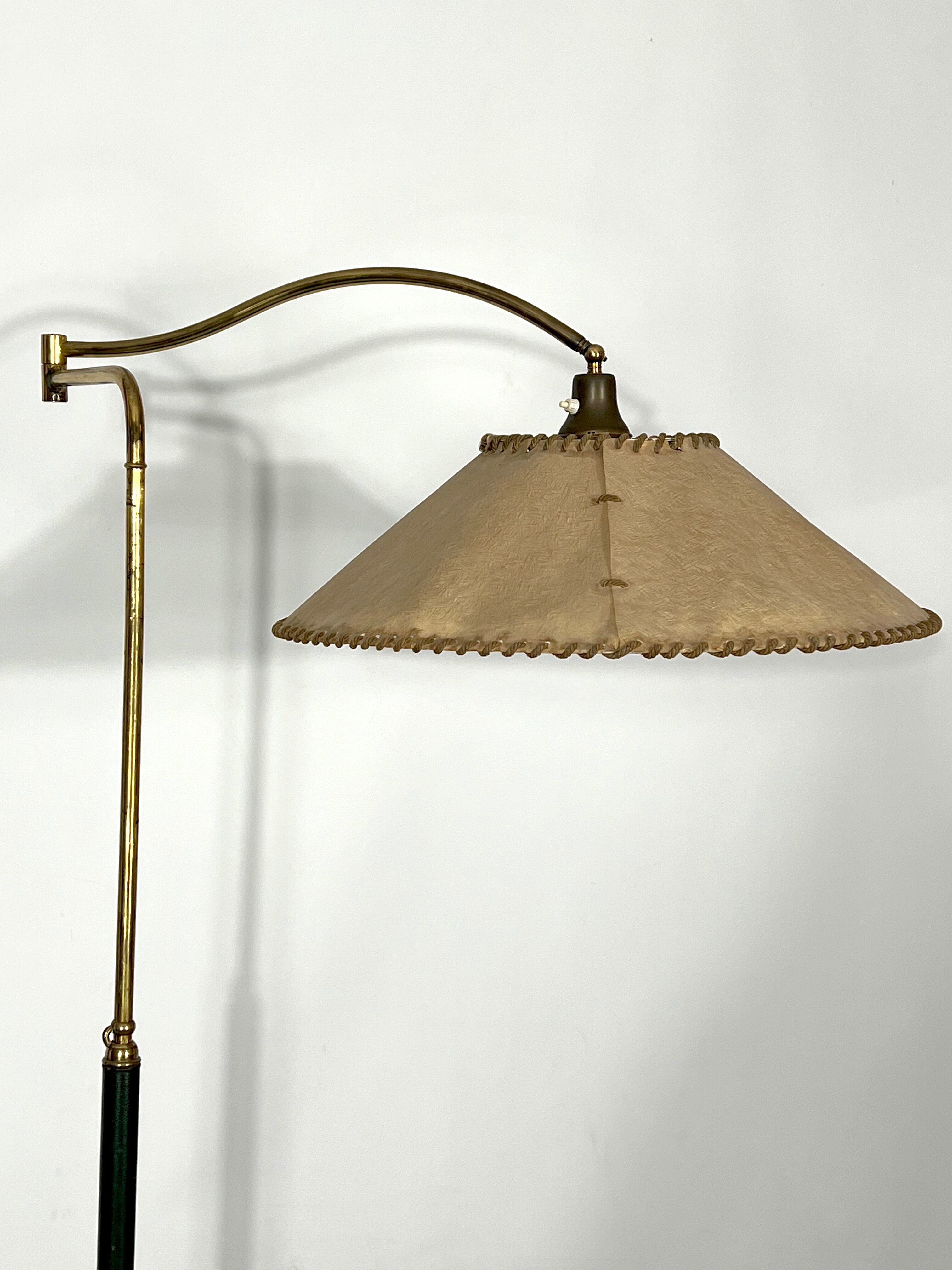 Arredoluce Monza, vintage brass and leather floor lamp. 40s