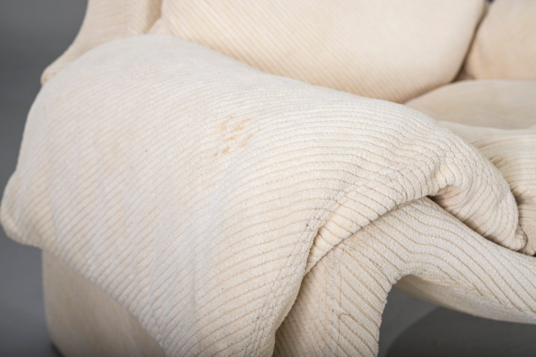 P60 chairs and ottomans by Vittorio Introini for Saporiti, 1960s, set of 4