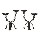 Paire de bougeoirs en fer forgé chaîne design brutaliste fabrication artisanale en métal chandelier