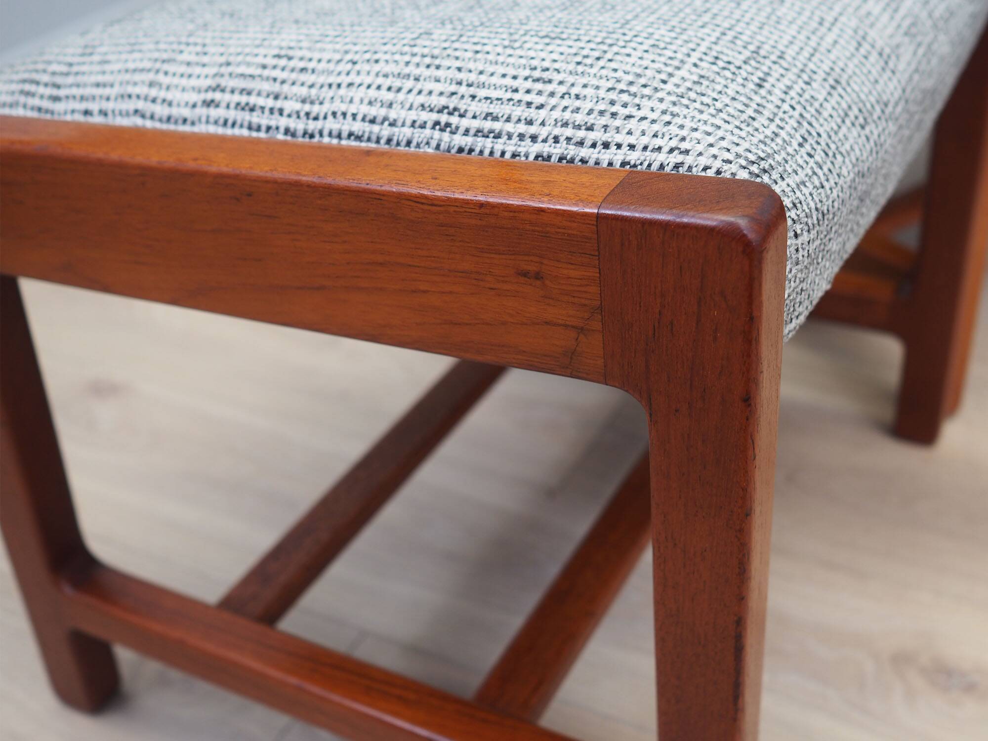 Set of five teak chairs, Danish design, 1970s, production: Denmark