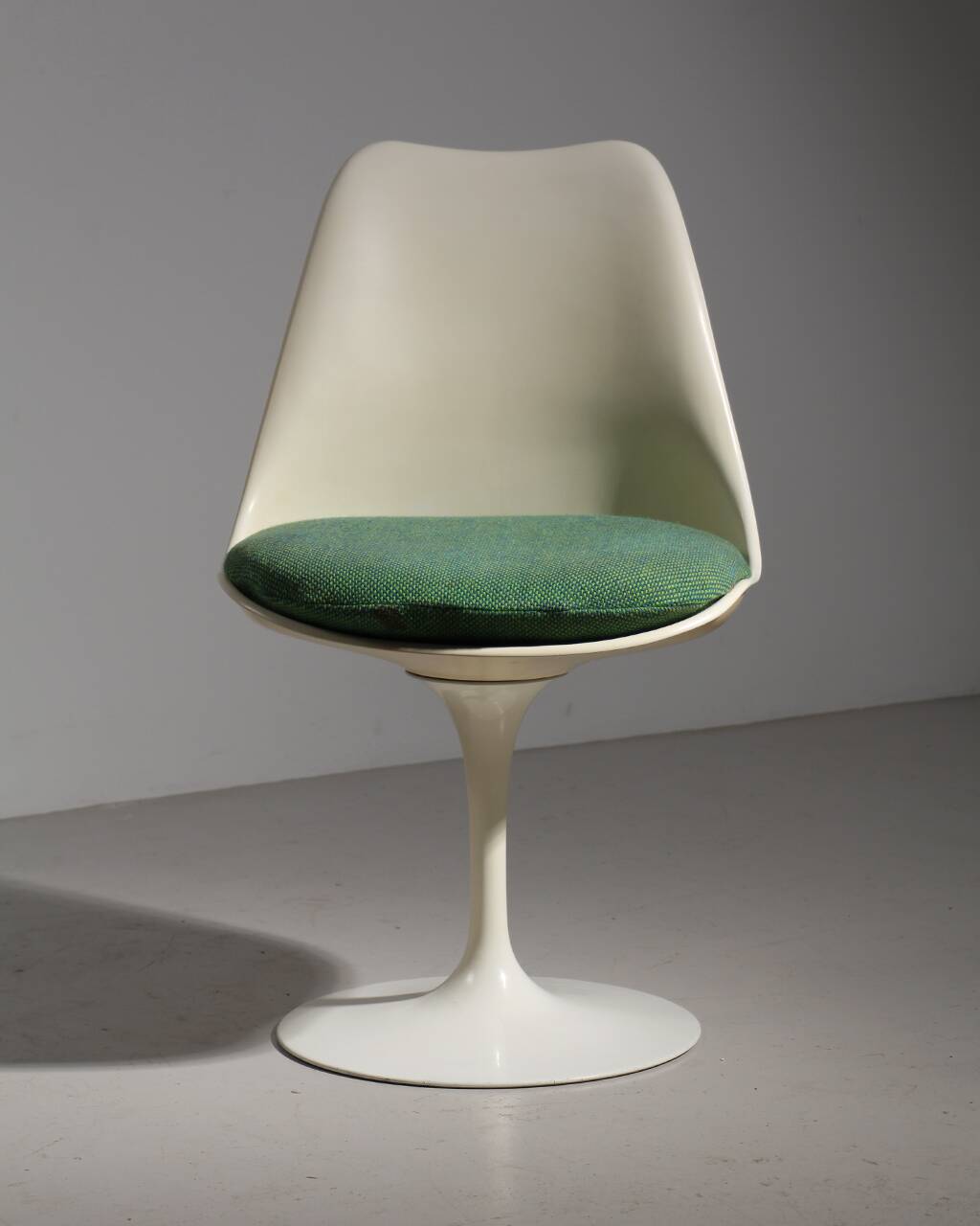 Knoll Saarinen Tulip Chair Green