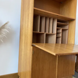 Secretary compass feet