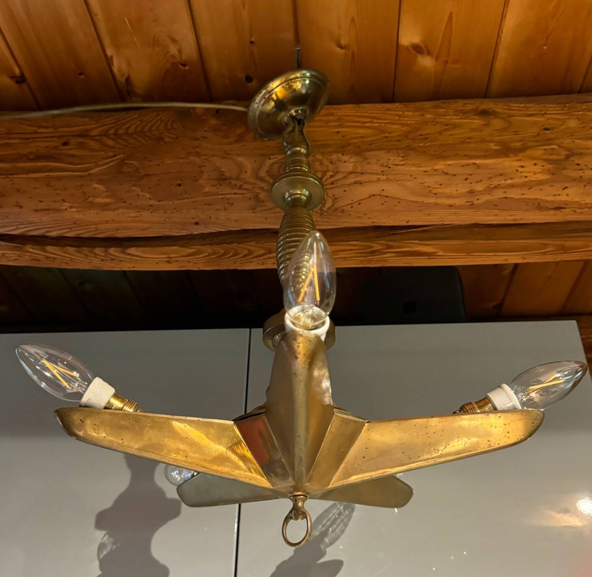 Lustre en étoile milieu XX siècle