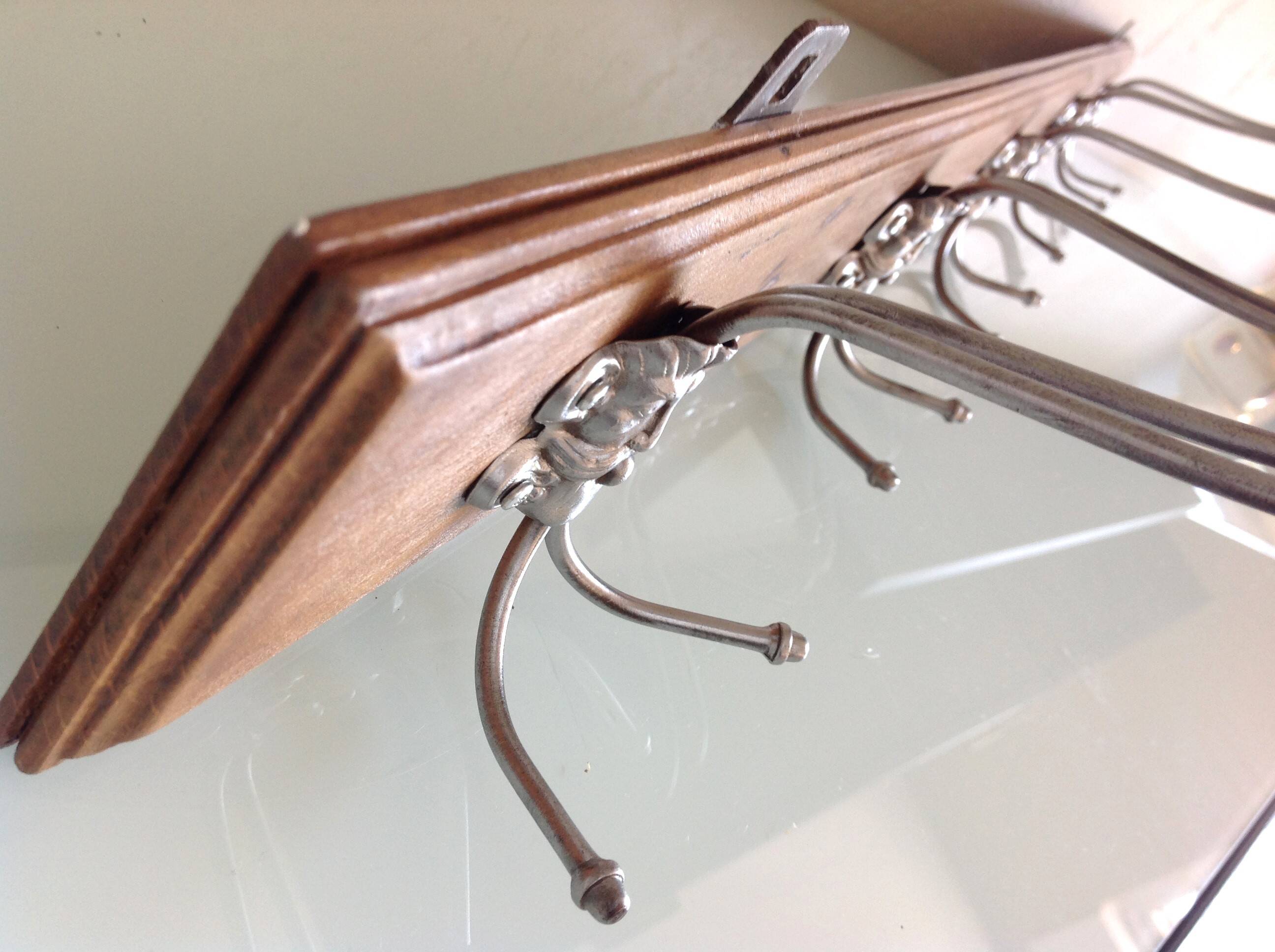 Vintage five-headed wooden coat rack from the 30s/40s