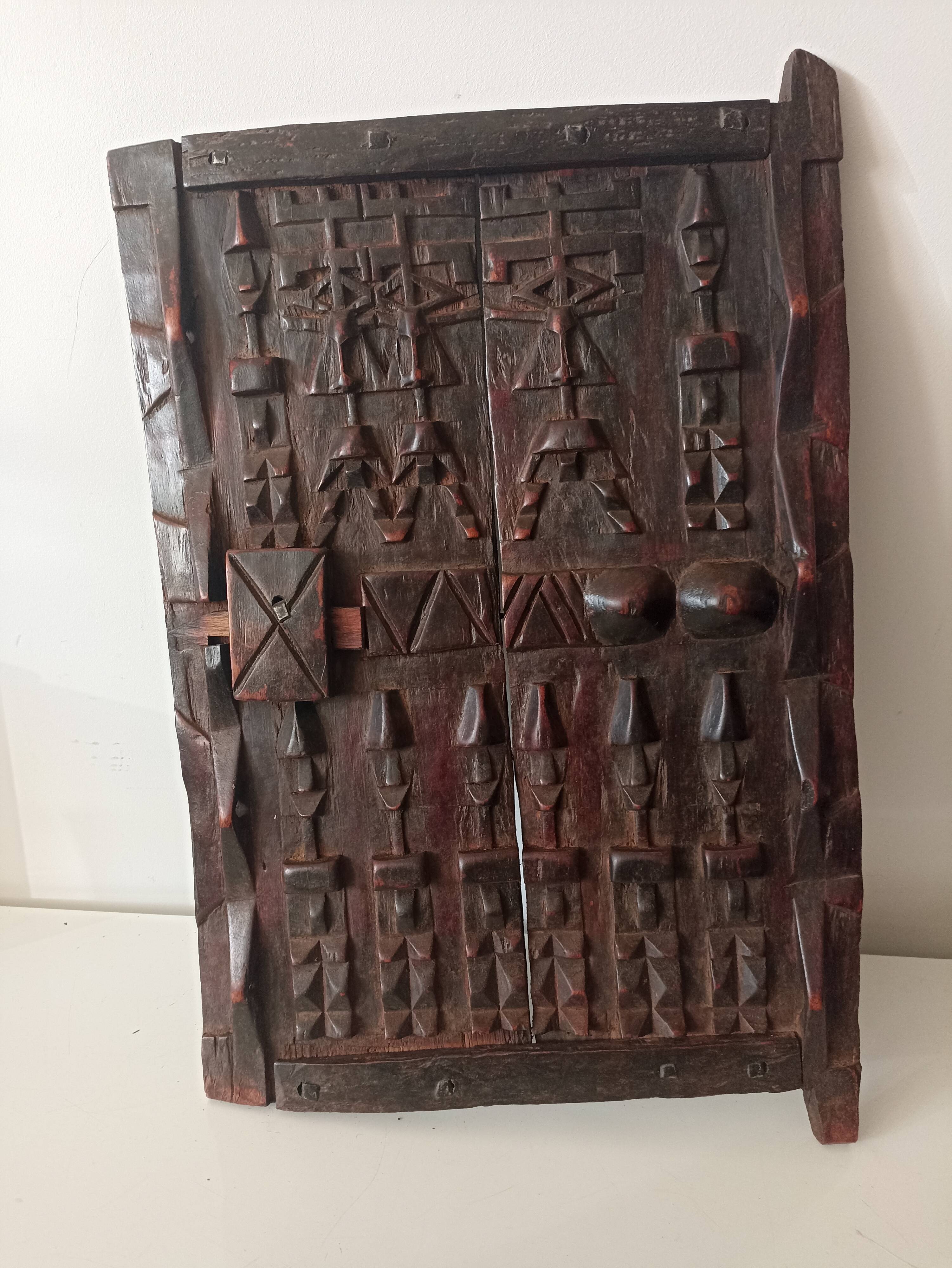Volet de grenier à mil Dogon