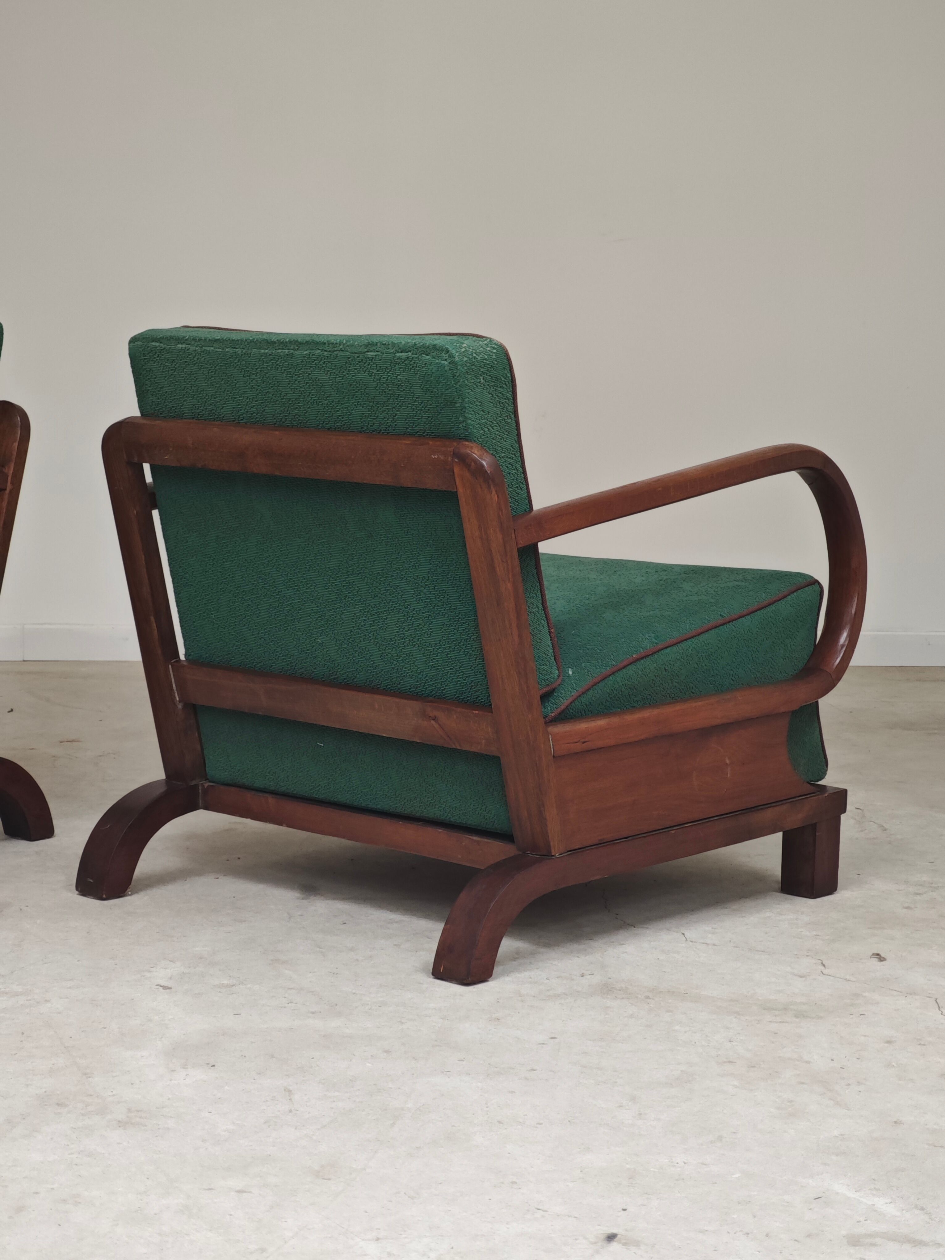 Paire de fauteuils Art déco vert par Jindrich Halabala, Prague 1930