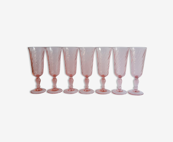 Lot de 7 coupes flutes à champagne rose rosaline vintage