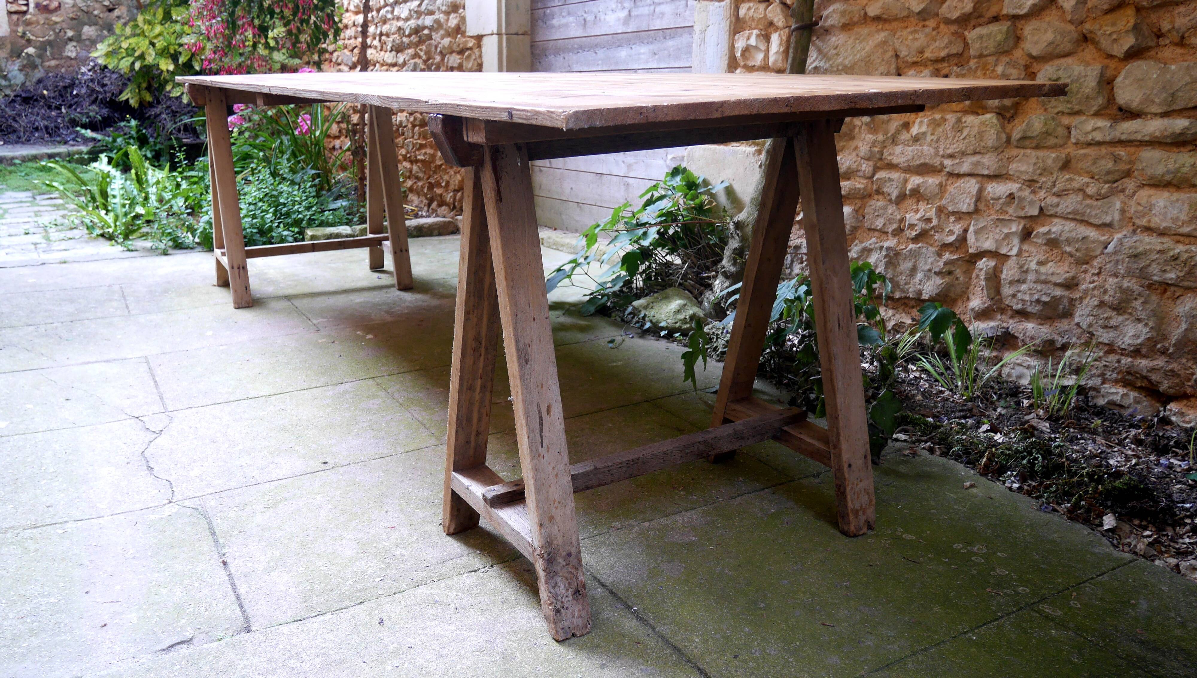 grande table de guinguette en bois sapin
