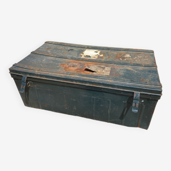 Military trunk