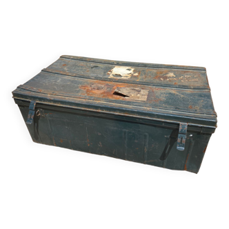 Military trunk