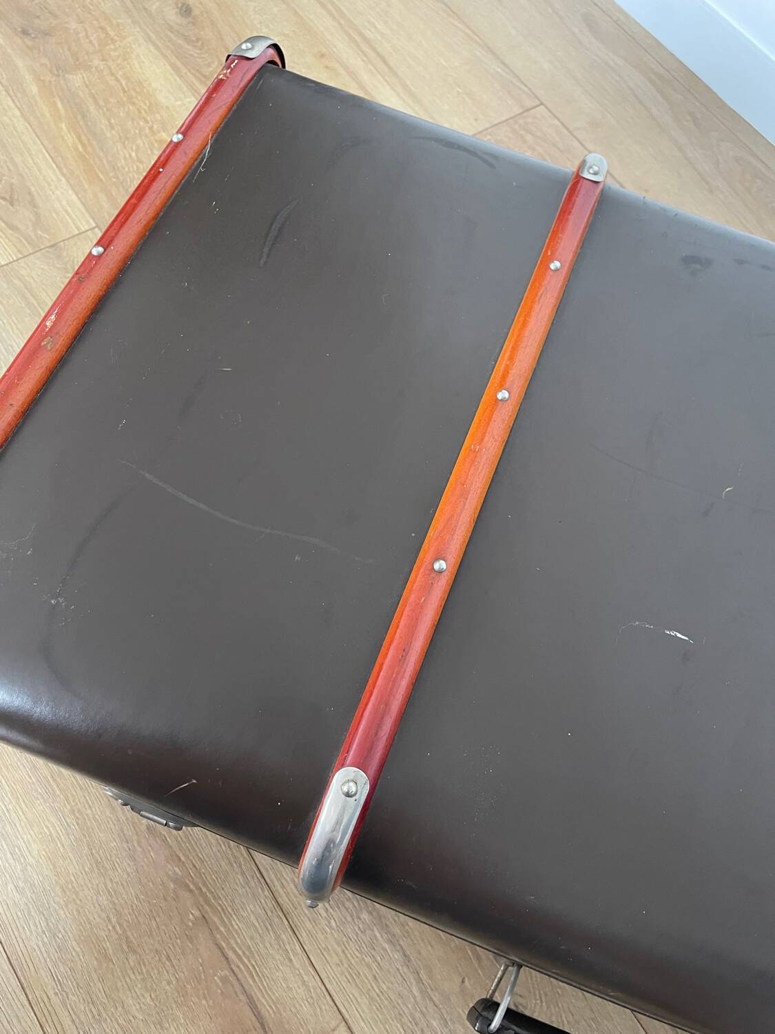 Old storage trunk / suitcase