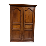 Wardrobe in solid wood