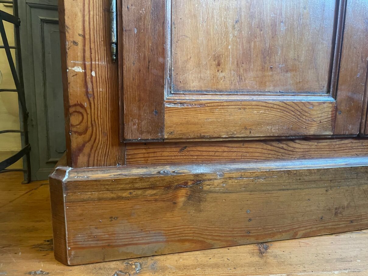 Wardrobe, kitchen cupboard, dresser, shelf.