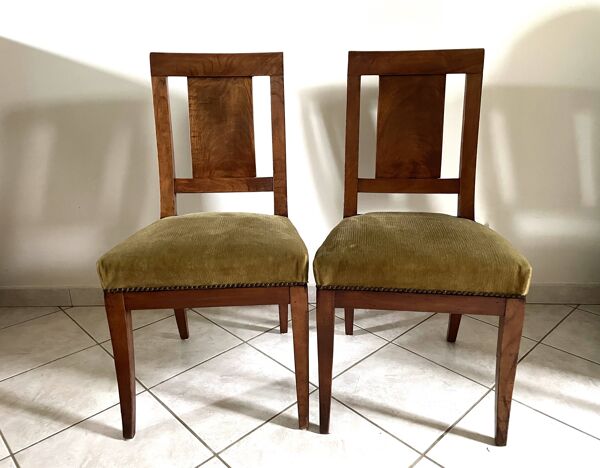 Paire de chaises en bois et velours côtelé vert de style Directoire