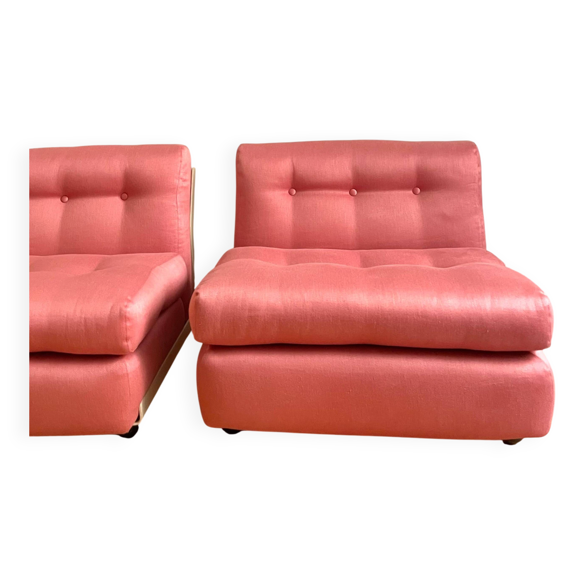 Amanta armchair by Mario Bellini