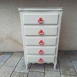 Antique chest of drawers