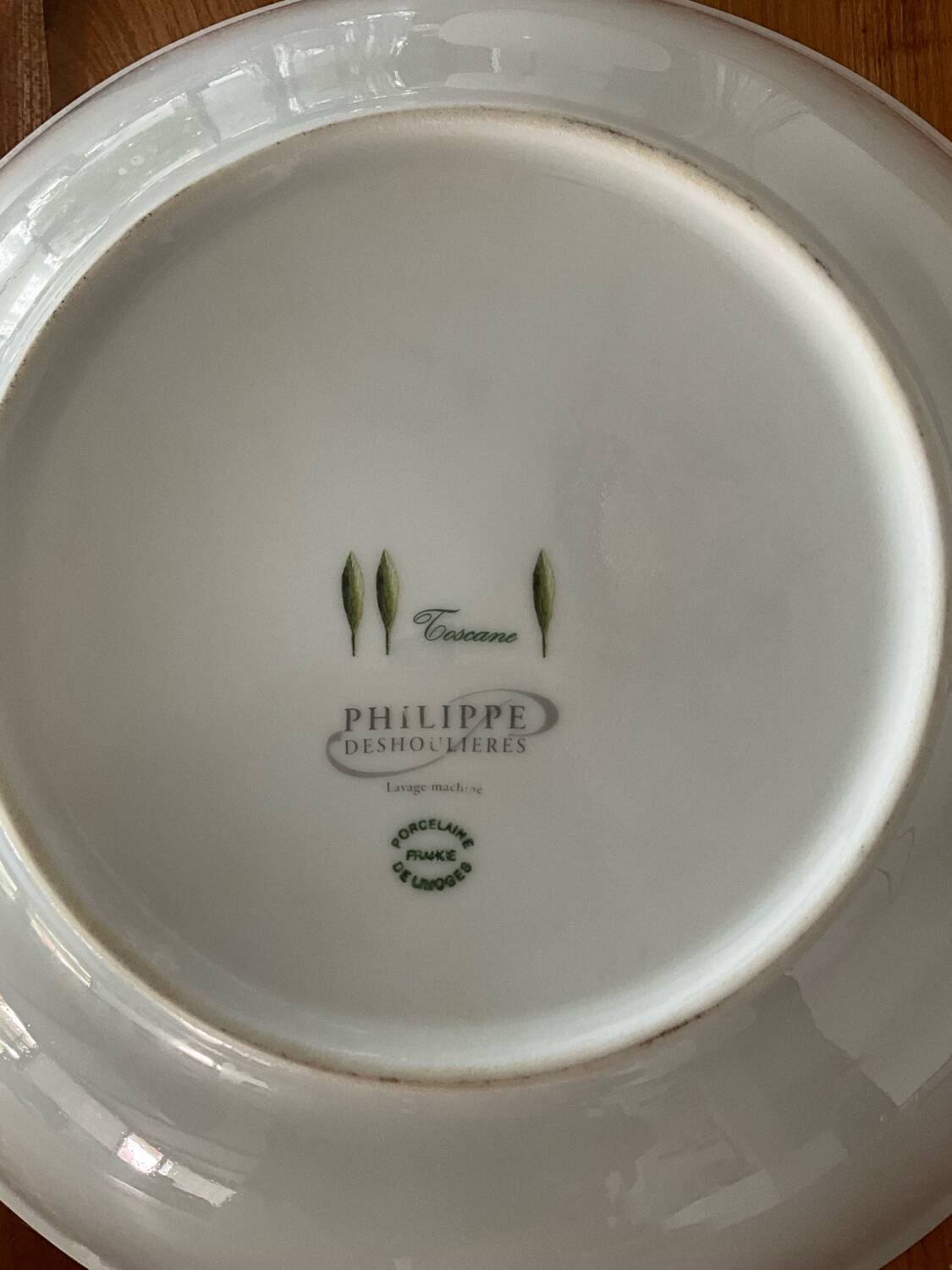 Philippe deshoulieres serving dish