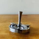 Vintage metal ashtray - push up