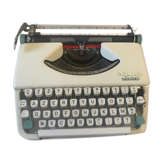 Machine à écrire Olympia splendid 66