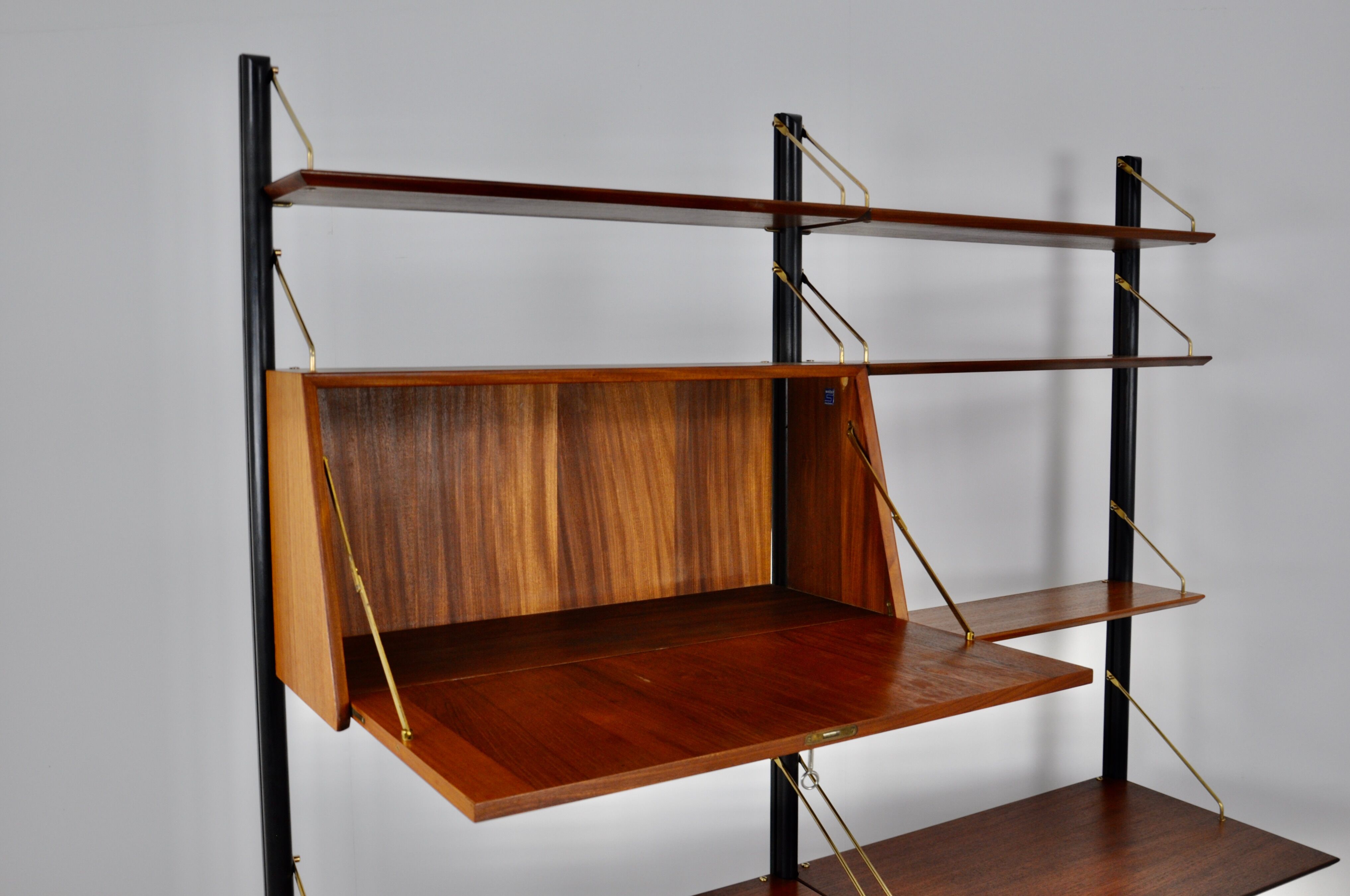 Bibliothèque by Louis van Teeffelen for WéBé, 1960