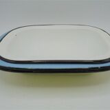 Trio of enamelled plate dishes